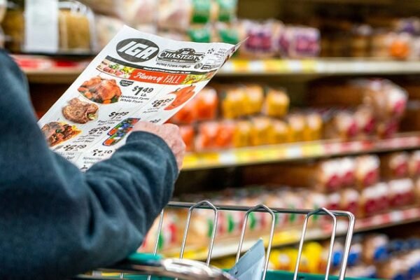 Polls reveal that voters aren’t buying Trump’s portrayal of the economy. The FAA will cut flights at 40 airports and reduce capacity.Here’s what to know today. And, how scammers are using videos of stunning apartments to lure victims on social media.