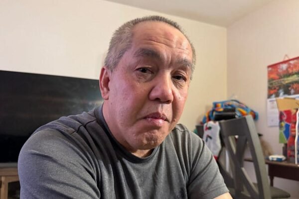 US citizen says ICE removed him from his Minnesota home in his underwear after warrantless search